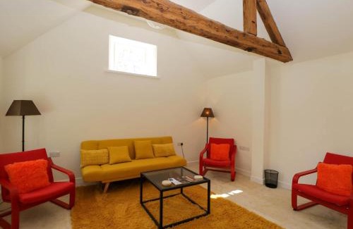 Todenham House | Home Farm Barn