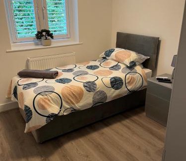 Merthyr Tydfil House | Home from home in Heolgerrig BPW