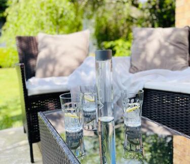 Barnt Green Apartment | Home in Solihull - Near NEC, BHX & Solihull Town Centre