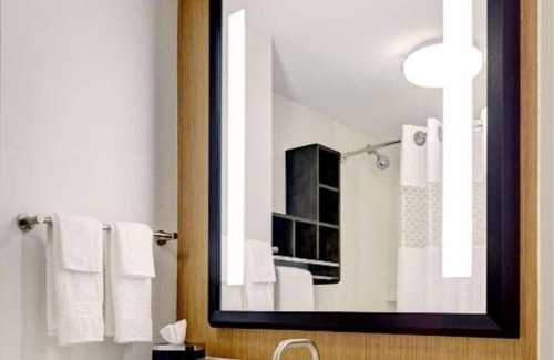 Downtown Brooklyn House | HOME IN THE HEART OF DOWNTOWN BROOKLYN