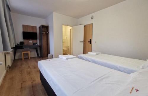 Dormagen Bed & Breakfast | Home Inn Hotel