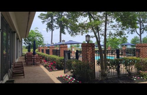 Olive Branch Hotel | Home Inn Woods Hotel