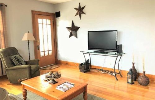 Omaha House | Home near Zoo/College World Series/Downtown