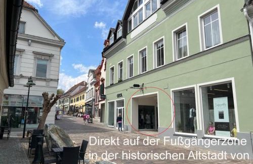 Hartberg Apartment | "Home-Suite-Home" im historischen Zentrum von Hartberg