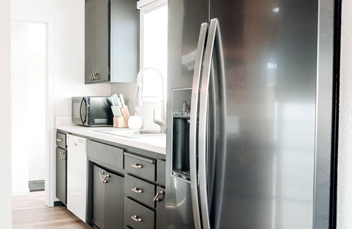 Salinas House | Home w/Pool & Jacuzzi, Short Drive to Monterey/Carmel Beach