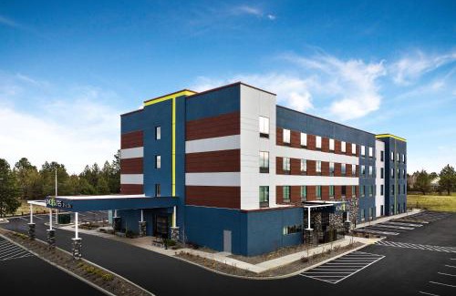 Larkspur Hotel | Home2 Suites By Hilton Bend, Or