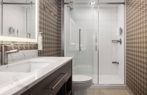 Rosemount Hotel | Home2 Suites By Hilton Kitchener