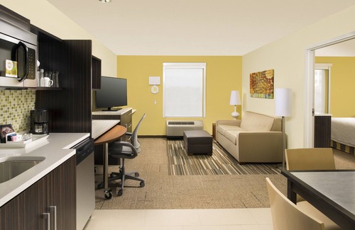 Dupont Hotel | Home2 Suites by Hilton Denver International Airport