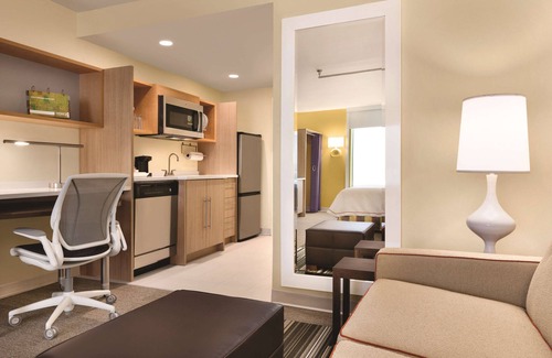Tempe Hotel | Home2 Suites by Hilton Phoenix Tempe, University Research Park