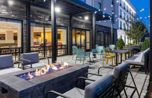The Centre Hotel | Home2 Suites By Hilton East Haven New Haven