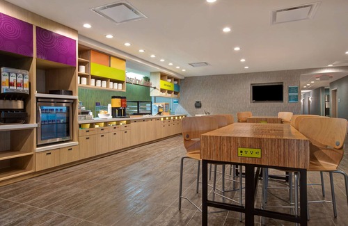 Loves Park Hotel | Home2 Suites by Hilton Loves Park Rockford