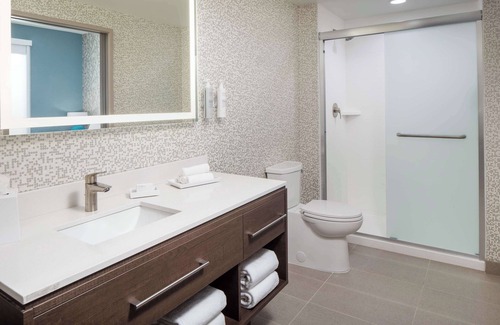 Wilmington Hotel | Home2 Suites By Hilton Wilmington Medical Park Downtown