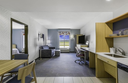 Saint Simons Island Hotel | Home2 Suites by Hilton St. Simon's Island