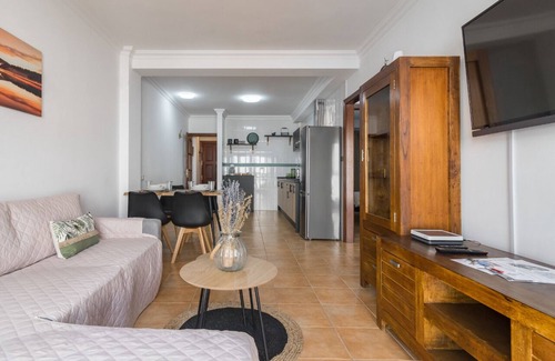 Sardina Apartment | Home2Book Sunny Getaway & Pool in Gáldar