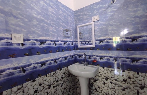 Barpeta Hotel | Homecation Manas River Rock Lodge