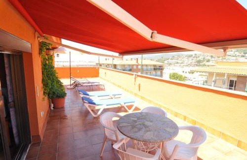 Santa Susanna Apartment | HomeHolidaysRentals Aqua