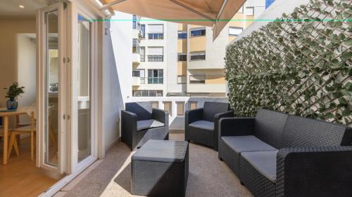 Santa Isabel Apartment | Homely 2BDR Apartment with Terrace by LovelyStay