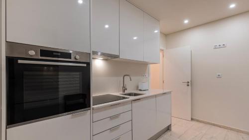 Santa Isabel Apartment | Homely 2BDR Apartment with Terrace by LovelyStay