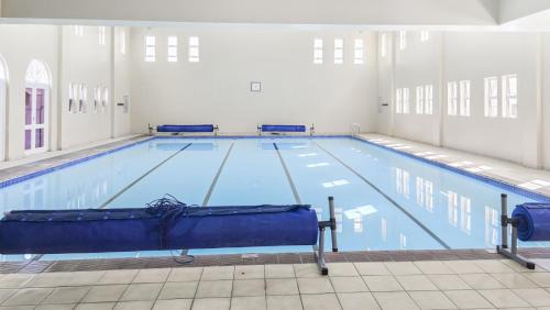 Century City Apartment | Homely 3 Bedroom apartment in Villa Italia Century City