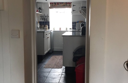 Tregony Cottage | Homely Cottage with Valley Views, Dog Friendly, Parking, Garden and Wifi