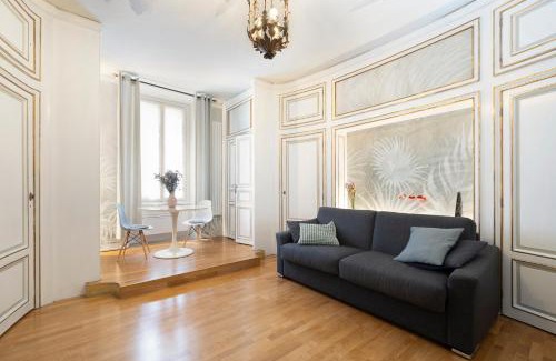 Magenta Apartment | HomeMi Sant'Ambrogio Apartment