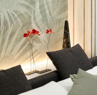 Magenta Apartment | HomeMi Sant'Ambrogio Apartment