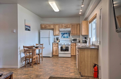 Fritz Creek House | Homer Hideaway on Fritz ‘Creekside’ - Pets Welcome