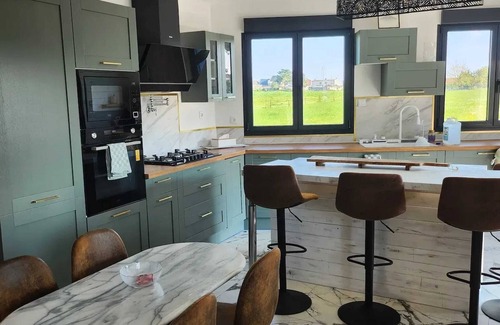 Saint-Vaast-en-Cambresis Apartment | Homerez - Apartment in Saint-Vaast-en-Cambrésis