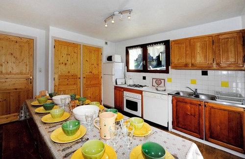 Le Bettaix Apartment | Homerez - Apartment in Les Menuires