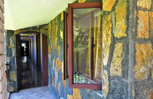 Surinam Apartment | Homerez - Apartment in Riambel