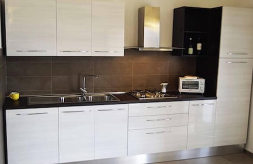 Avellino Apartment | Homerez - Apt Avellino - Mountain View