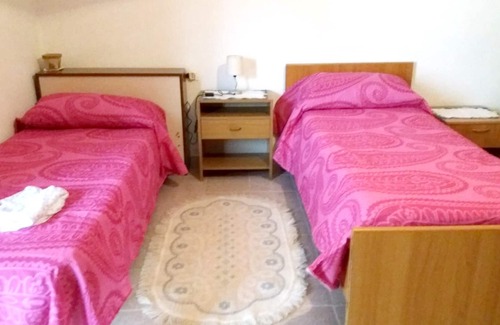 Musei House | Homerez - Big house for 9 ppl. with garden and terrace at Musei