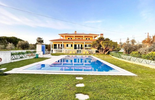 Vilar da Mo Villa | Homerez - Charming Villa in Vilar da Mó