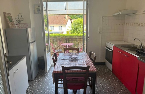 Objat Apartment | Homerez - Comfortable Apartment with Garden in Objat