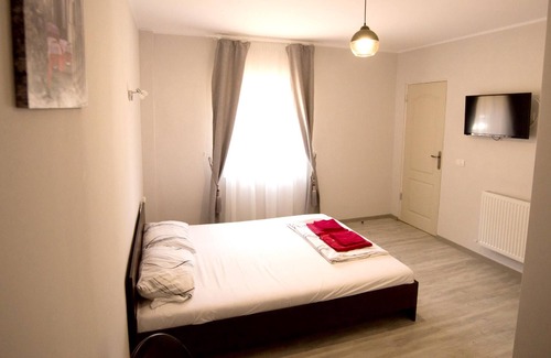 Constanta Apartment | Homerez - Cozy Studio in Constanța, 18 m², Garden