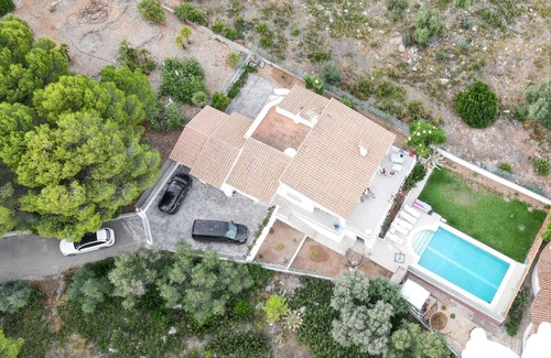 Benicarlo Villa | Homerez - Elegant Villa in Benicarló with Private Pool
