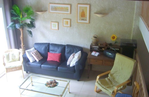 Lunas House | Homerez - House in Lunas with mountain view