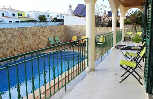 Porto de Mos House | Homerez - House Lagos, private pool