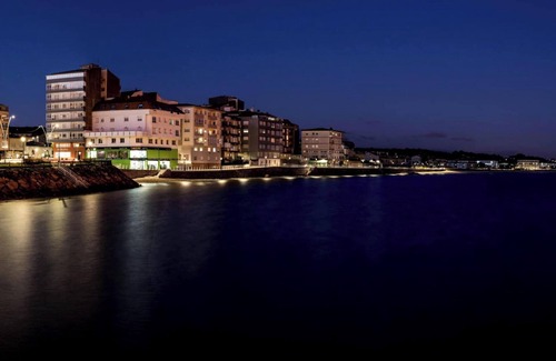Palmeira Apartment | Homerez - Modern Apartment in Riveira 80m² + Sea View