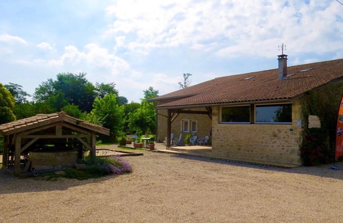 Blaignac Apartment | Homerez - Nice appartement for 5 ppl. with shared pool and terrace at Blaignac