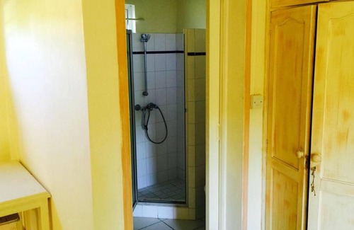 Calodyne House | Homerez - Nice bungalow 500 m away from the beach for 2 ppl. with swimming-pool