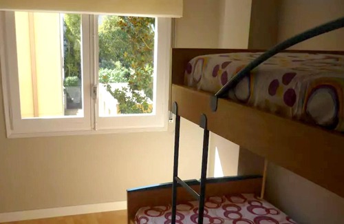 Cassa de la Selva Apartment | Homerez - Spacious Apartment in Cassà de la Selva - 82 m²