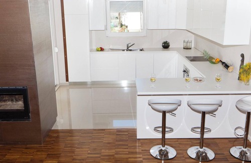 Solin Villa | Homerez - Spacious Villa in Solin, Private Pool