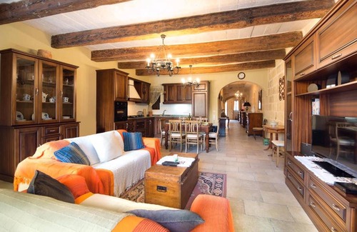 Nadur Villa | Homerez - Villa in In-Nadur with pool.