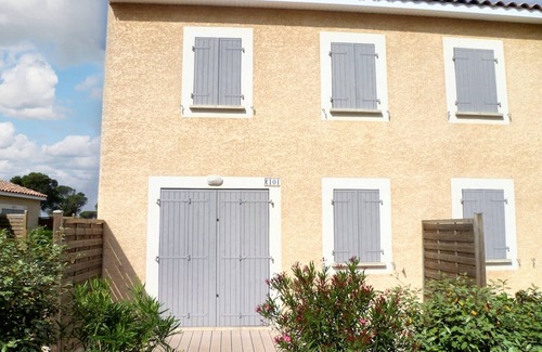 Calvisson House | Homerez - Welcoming House in Calvisson with Pool and Terrace