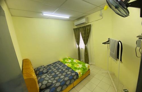 Kuala Kangsar House | Homestay Cikgu Fatin (MUSLIM)