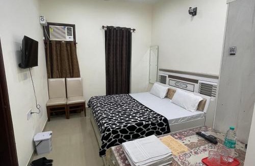 Amritsar House | Homestay Comforts 500m from Amritsar Airport