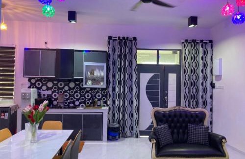 Kampung Balai Besar House | Homestay Darul Bestari Cemerlang