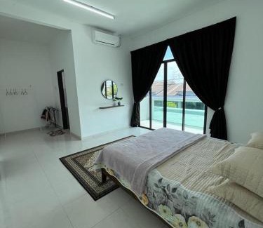 Kampung Dato' Ibrahim Fikri House | Homestay Kemaman Fyna04 dekat Pantai Geliga