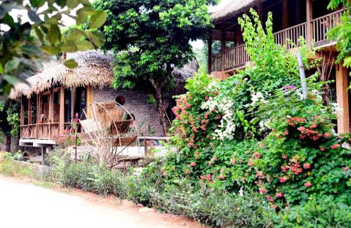 Mai Chau Bed & Breakfast | homestay mường hịch bungalow 1
